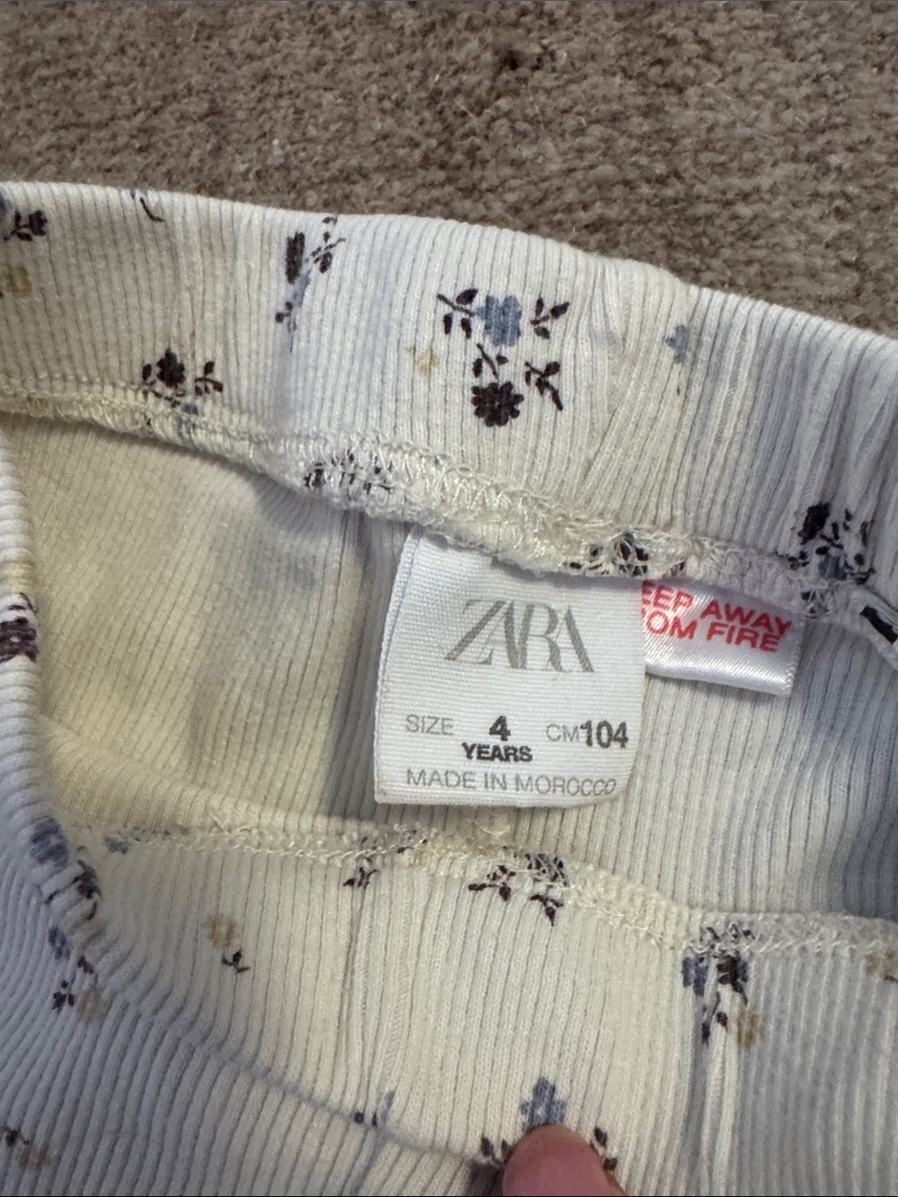 4T Zara leggings fall cream Floral Ribbed